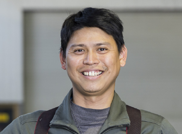 先輩社員の写真